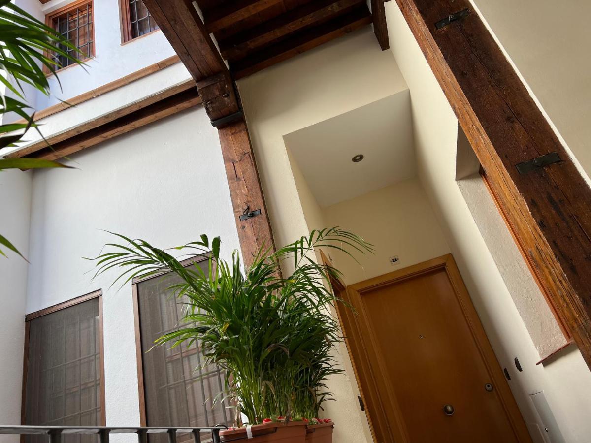 Amazing Apartment In Malaga Oldtown Calle Carreteria Free Wifi&Ac Zewnętrze zdjęcie