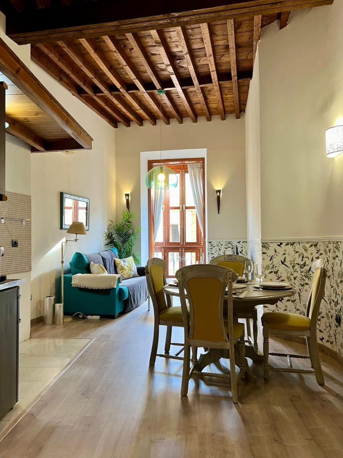 Amazing Apartment In Malaga Oldtown Calle Carreteria Free Wifi&Ac Zewnętrze zdjęcie